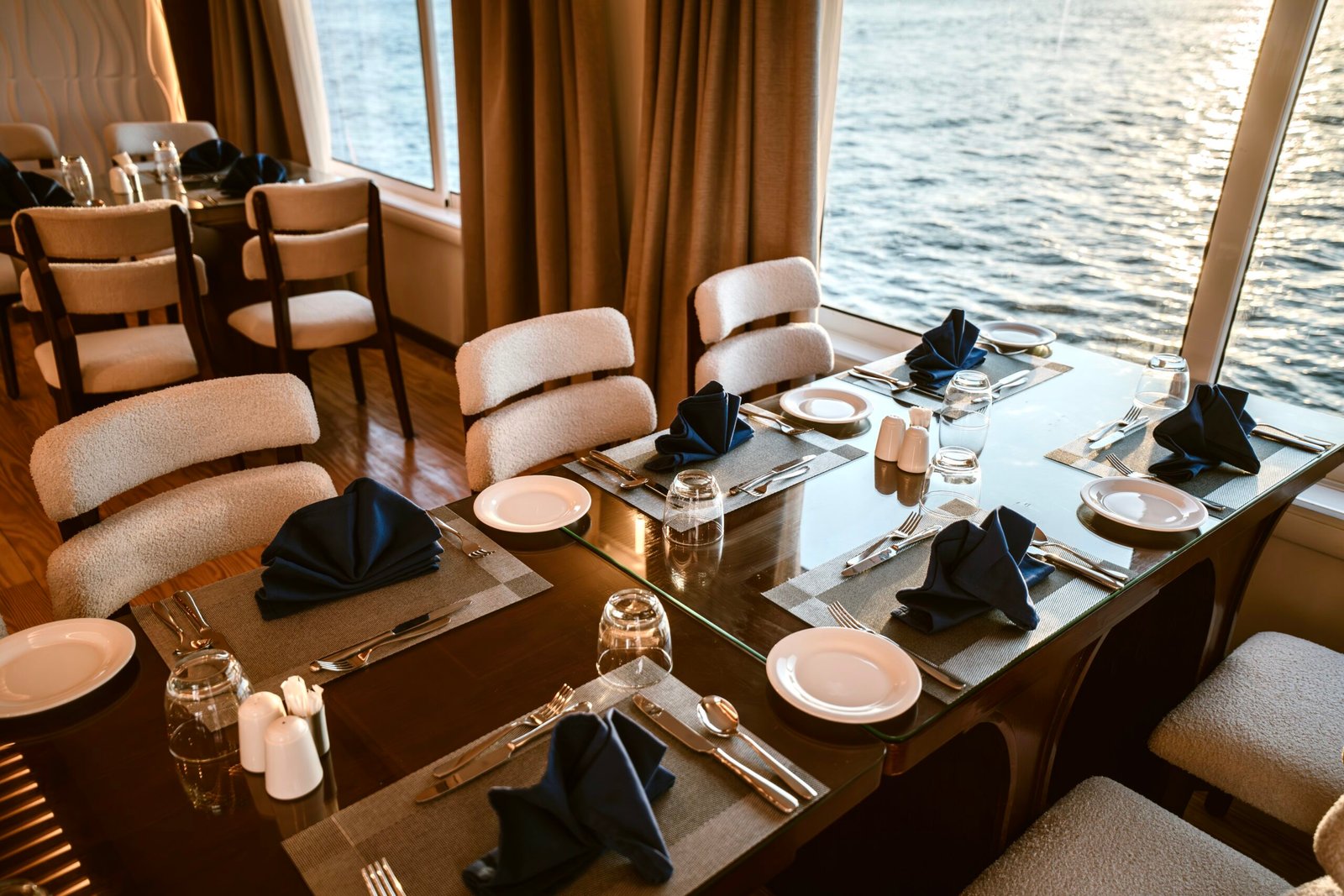 Relaxing Cruise Experience